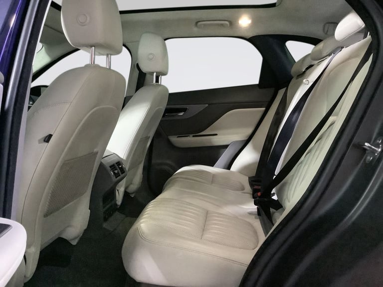 2018 Jaguar F-Pace 2.0 D180 Portfolio SUV 5dr Diesel Auto AWD Euro 6 (s/s) (180 ps) ESTATE Diesel...