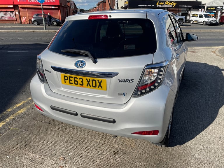 2013 Toyota Yaris DEPOSIT NOW TAKEN  HATCHBACK Petrol/Electric Hybrid Automatic