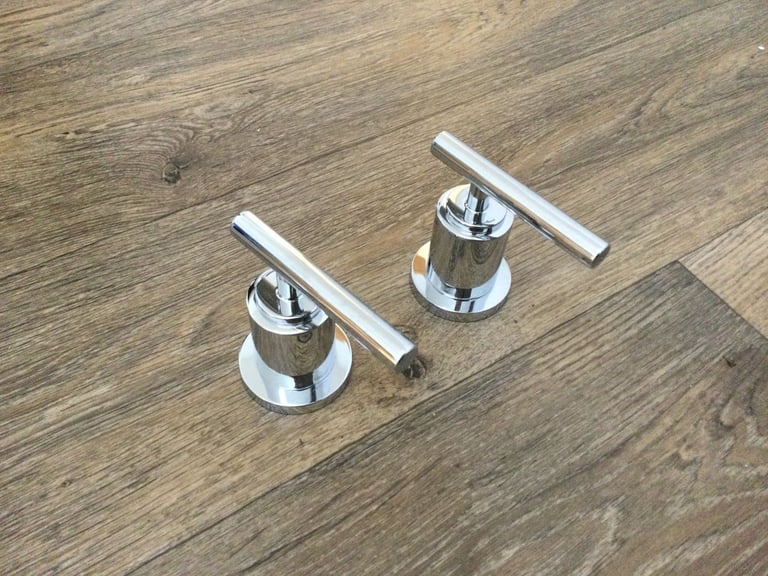 Rhoper Rhodes Basin Mixer Wall Mounted Tap