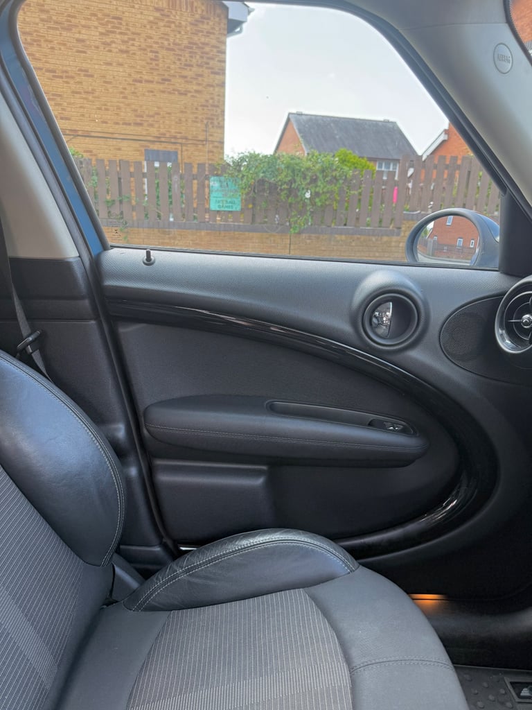 Mini, COUNTRYMAN, Hatchback, 2016, Manual, 1598 (cc), 5 doors