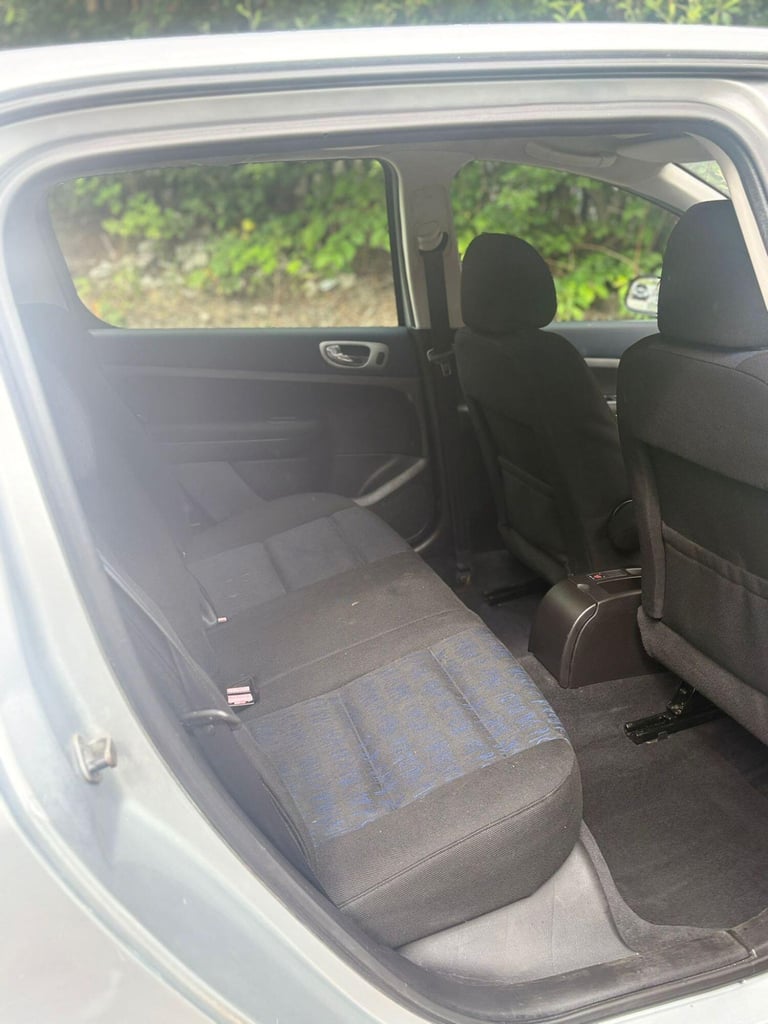 PEUGEOT 307 1.4 LX 2003
