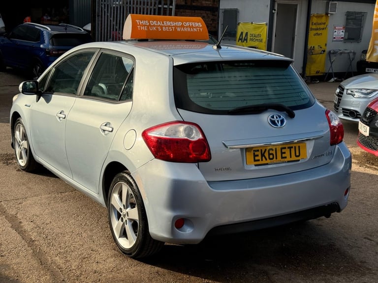 2011 Toyota Auris 1.8 Vvt-h T4 Hatchback Hatchback PETROL/ELECTRIC Automatic