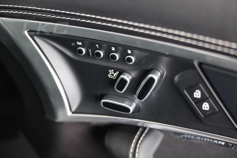 JAGUAR F-TYPE 5.0 V8 R-Dynamic Black Auto Euro 6 (s/s) 2dr 2023