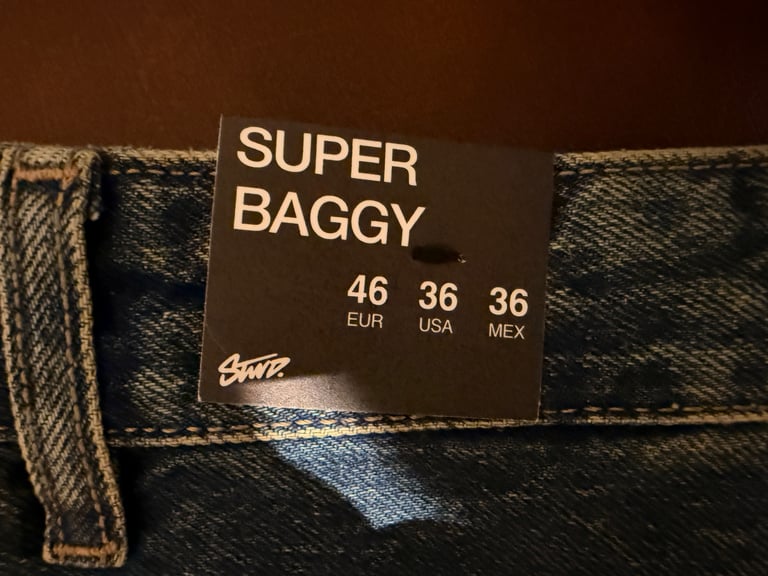 Super Baggy Jeans / Pullandbear