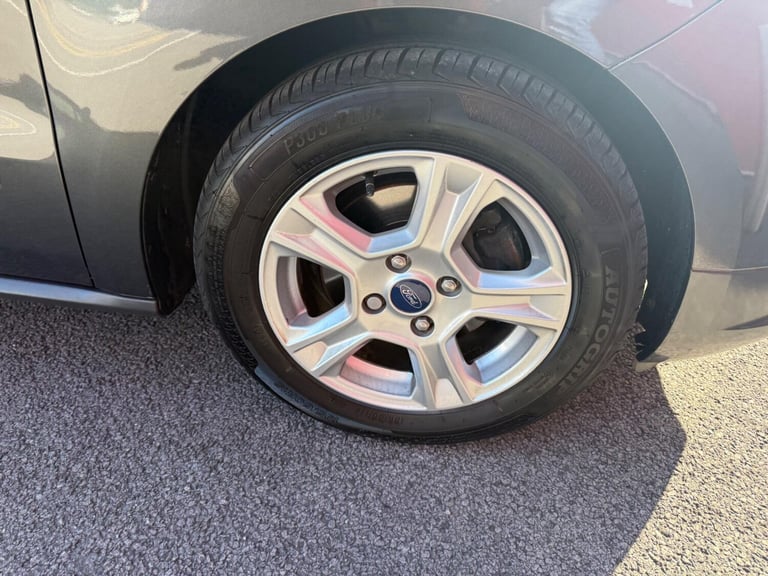 2019 Ford Tourneo Courier 1.5 TDCi Zetec Euro 6 5dr MPV Diesel Manual