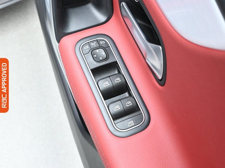 2019 Mercedes-Benz A-Class 2.0 A35 AMG (Premium Plus) Hatchback 5dr Petrol SpdS DCT 4MATIC Euro 6...