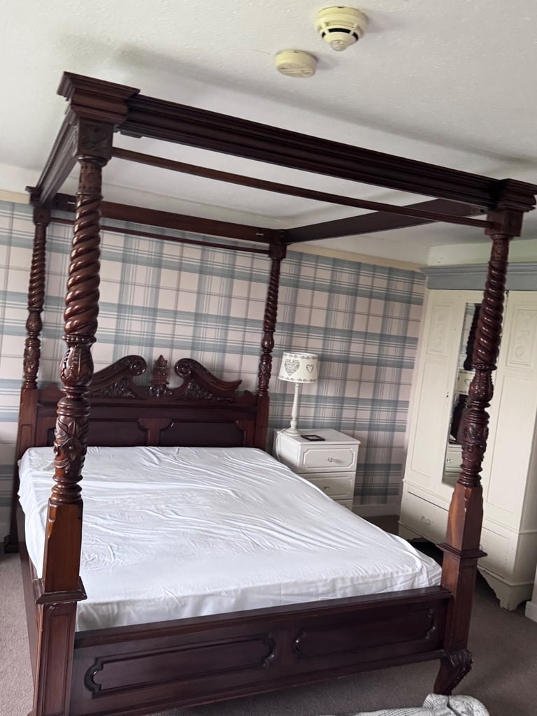 image for Georgian style King size Four poster bed 