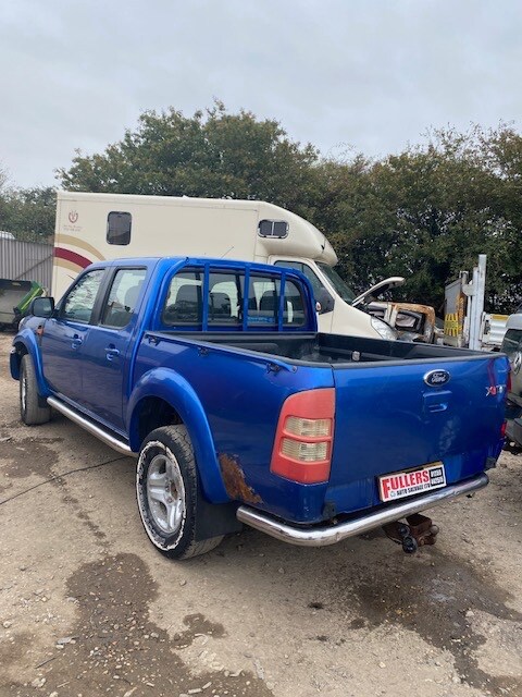 2011 Ford Ranger Pick Up Double Cab Thunder 2.5 TDCi 4WD DAMAGED REPAIRABLE SALVAGE PICK UP Diese...