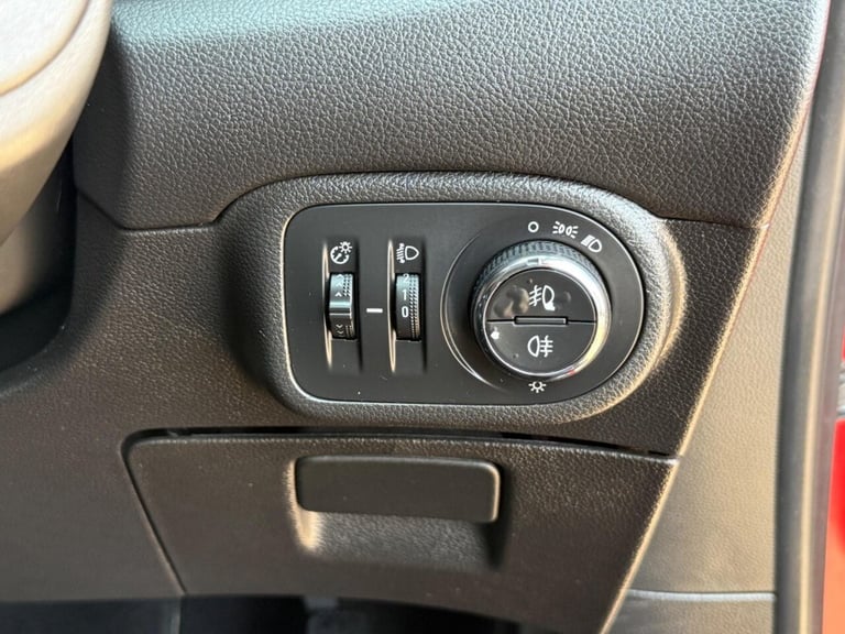 2017 Vauxhall Zafira Tourer 1.4i Turbo Energy Auto Euro 6 5dr MPV Petrol Automatic