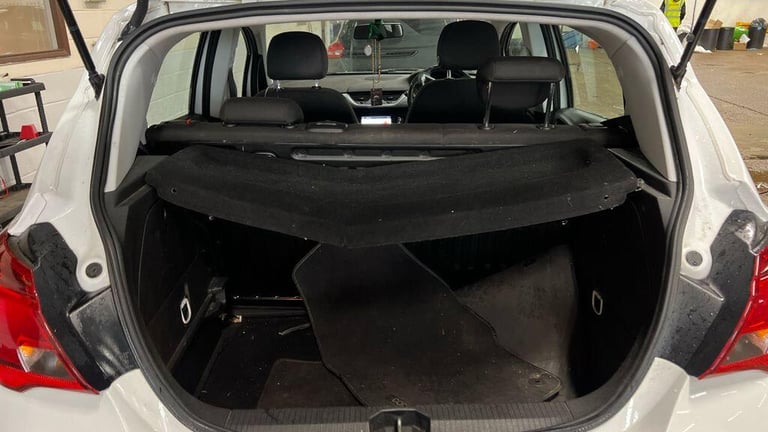 2015 Vauxhall Corsa 1.2i Design Hatchback 5dr Petrol Manual Euro 6 (70 ps) HATCHBACK Petrol Manual