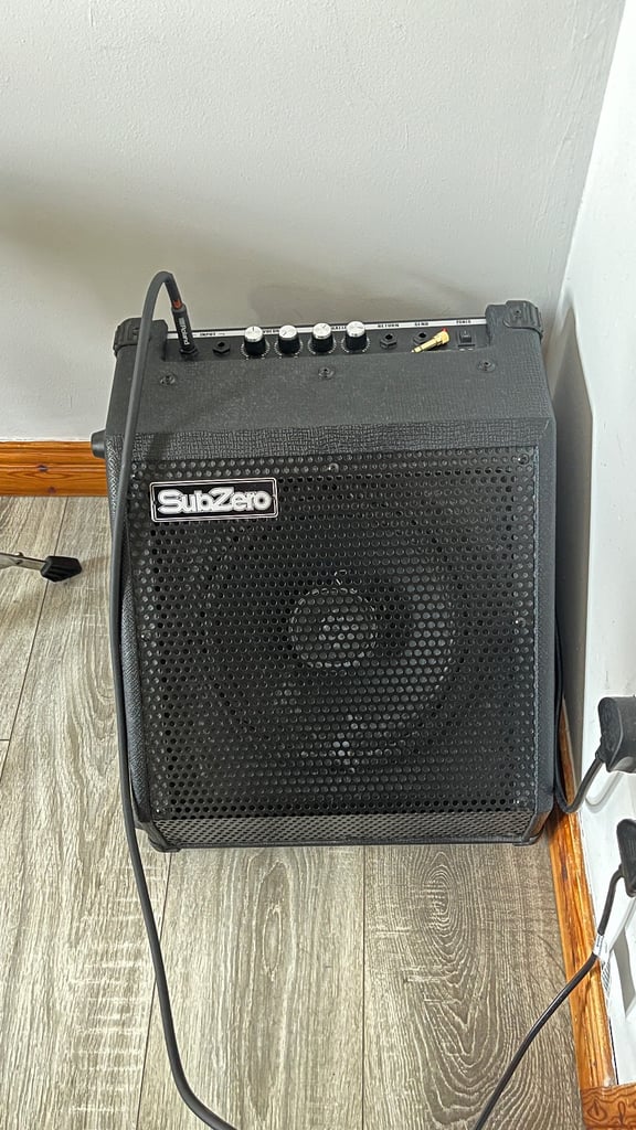 Roland TD-27KV Electronic Drum Kit – Excellent Condition, Includes Amp & Throne