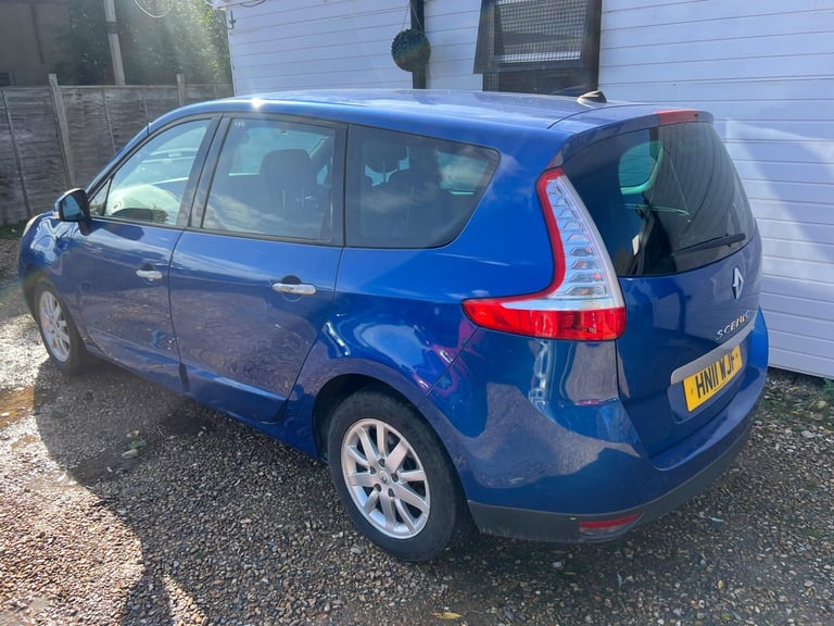 2011 Renault Grand Scenic 1.5 dCi Dynamique TomTom Euro 5 5dr MPV Diesel Manual
