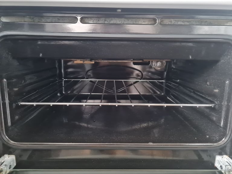 Zanussi freestanding electric cooker white 55cm 