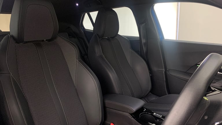 2023 Peugeot 2008 1.2 PureTech 130 GT 5dr EAT8 HATCHBACK PETROL Automatic