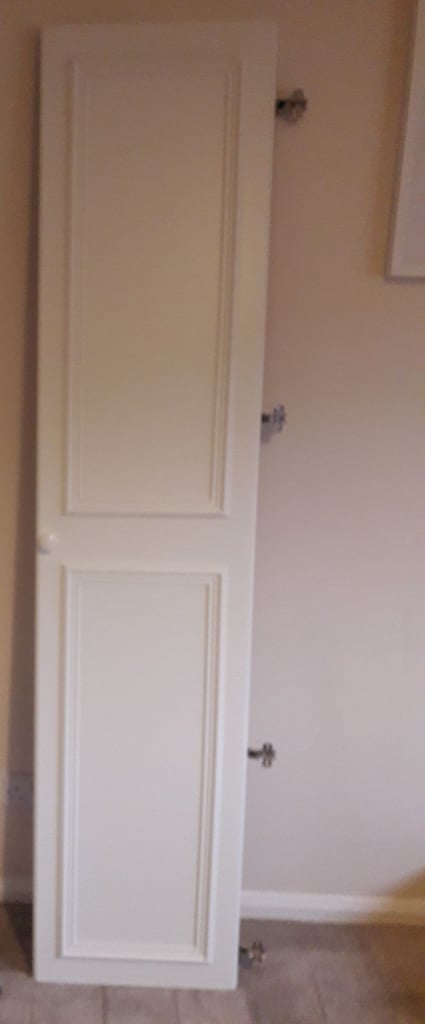 Wardrobe Doors - FREE to collect 