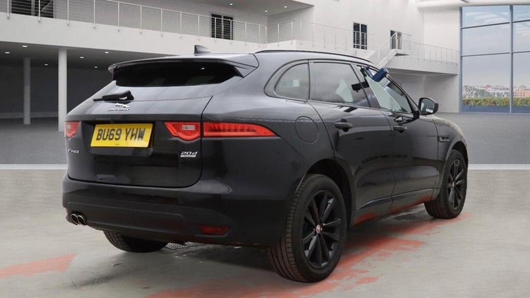 2019 Jaguar F-Pace 2.0 D180 Chequered Flag Auto AWD Euro 6 (s/s) 5dr ESTATE Diesel Automatic