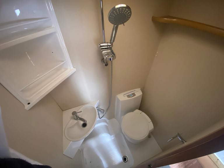 ELDDIS MAJESTIC 506 - 2013 - 4/5 BERTH - FIXED BED - TRADE SALE BARGAIN 