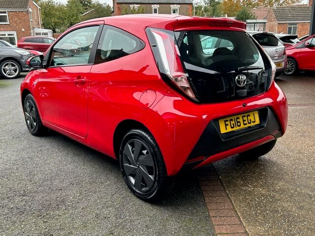 2016 Toyota AYGO VVT-I X-PLAY Hatchback Petrol Manual
