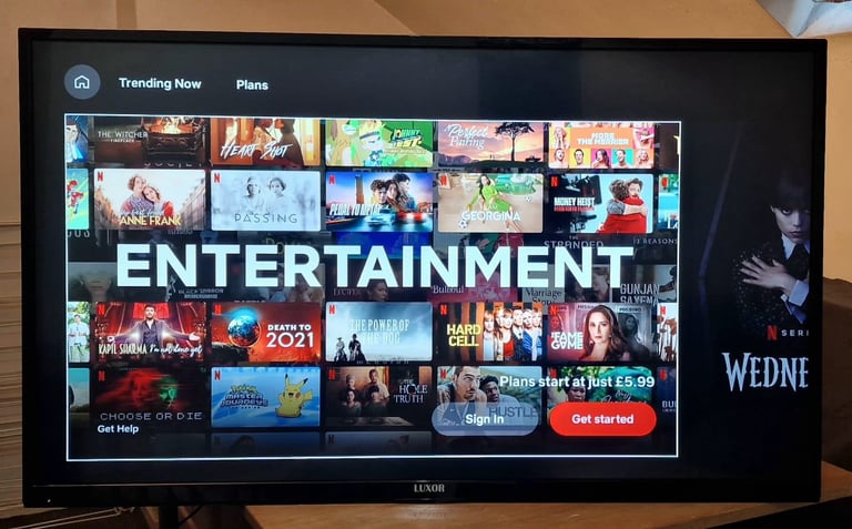 Smart TV 50 inch GOOD WORKING NO STAND