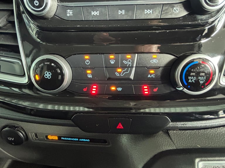 2022 Ford Transit Custom 2.0 300 EcoBlue Limited Auto L1 H1 Euro 6 (s/s) 5dr PANEL VAN Diesel Aut...