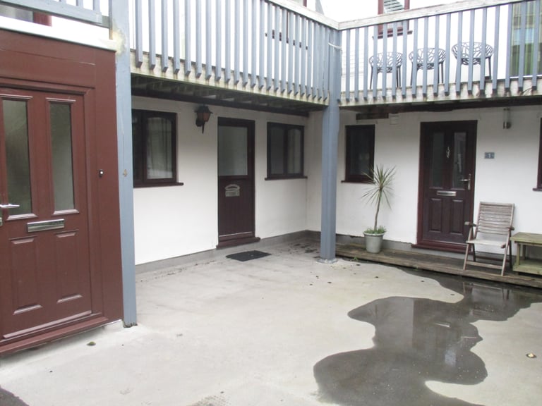 St Ives. Two Bedroom Apartment