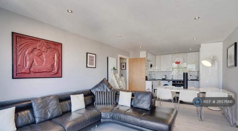 2 bedroom flat in Hall Street, Birmingham, B18 (2 bed) (#2657666)