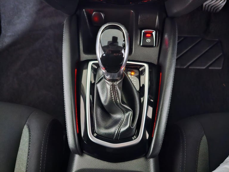 2018 Nissan Qashqai 1.2 DIG-T Acenta XTRON Euro 6 (s/s) 5dr HATCHBACK Petrol Automatic