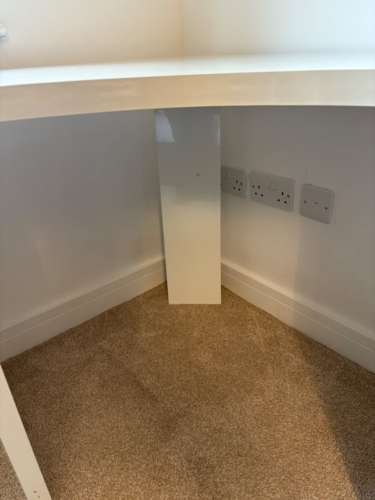 NEXT white gloss corner office study desk 
