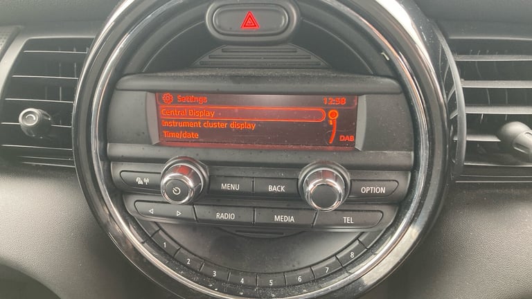 2016 MINI Hatch 1.5 Cooper 5dr Petrol Hatchback Hatchback Petrol Manual