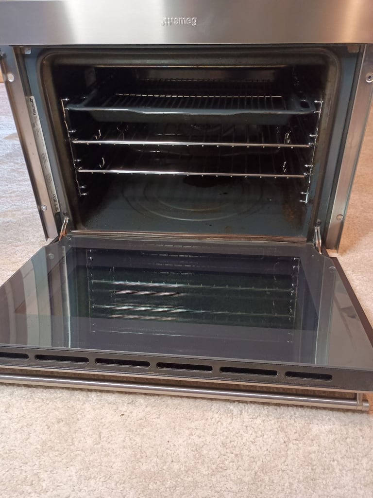 Smeg electric under counter cooker 