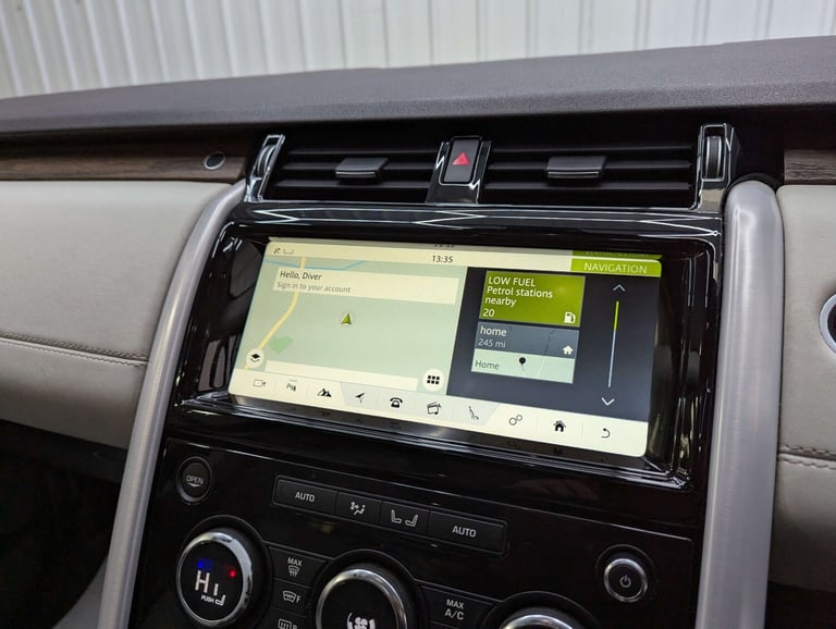 2017 Land Rover Discovery 2.0 Discovery HSE SD4 Auto 4WD 5dr SUV Diesel Automatic