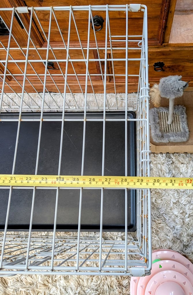 WHITE PET CAGE  £8