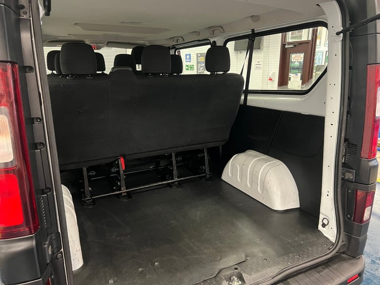 2018 Vauxhall Vivaro L2 1.6CDTI 120PS LWB 9 SEAT MINIBUS (EURO 6) MPV Diesel Manual