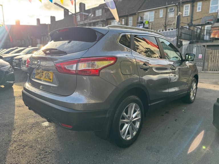 2015 Nissan Qashqai 1.2 DIG-T Tekna SUV 5dr Petrol XTRON 2WD Euro 6 (s/s) (115 ps) HATCHBACK Petr...