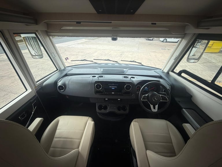 2022 Mercedes Rapido M96 AUTOMATIC 4 BERTH A CLASS MOTORHOME WITH ISLAND BED