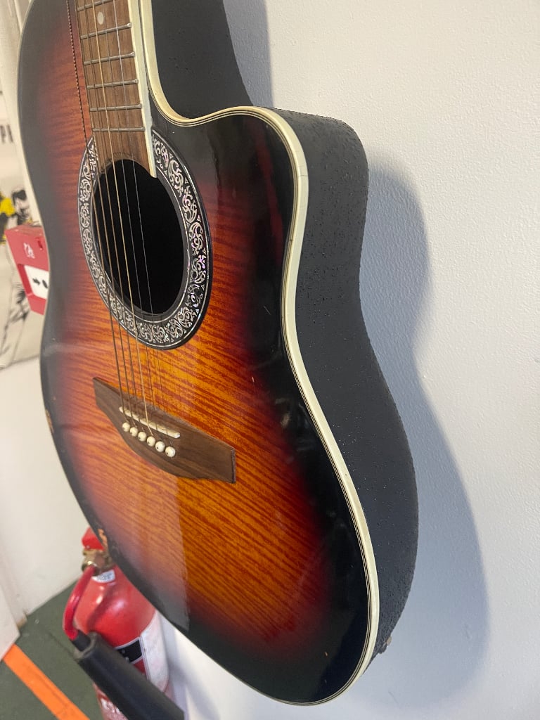 Martin Smith electro acoustic Bowl Round Back guitar Tiger Stripe Burst Brown?