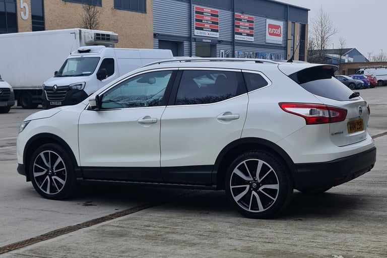 Nissan Qashqai Tekna (2014) 1.6 dCi Tekna SUV 5dr Diesel 109k Warranted Miles