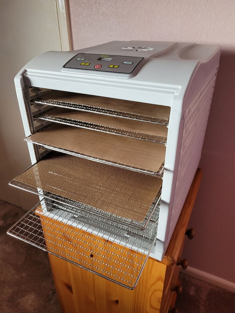 BIO CHEF 9-tray Dehydrator