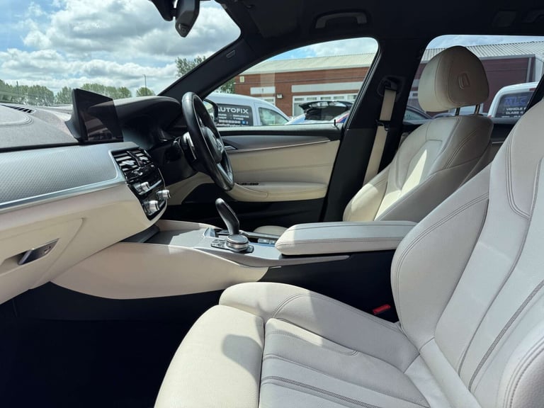 2018 BMW 5 Series 520d xDrive M Sport 5dr Auto ESTATE DIESEL Automatic