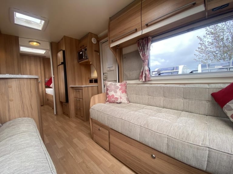 2014 BAILEY UNICORN CORDOBA LUXURY TOURING CARAVAN