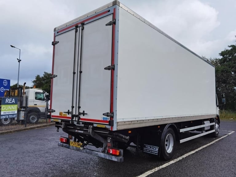 2022 DAF LF 260 4X2 with 28ft GRP Box