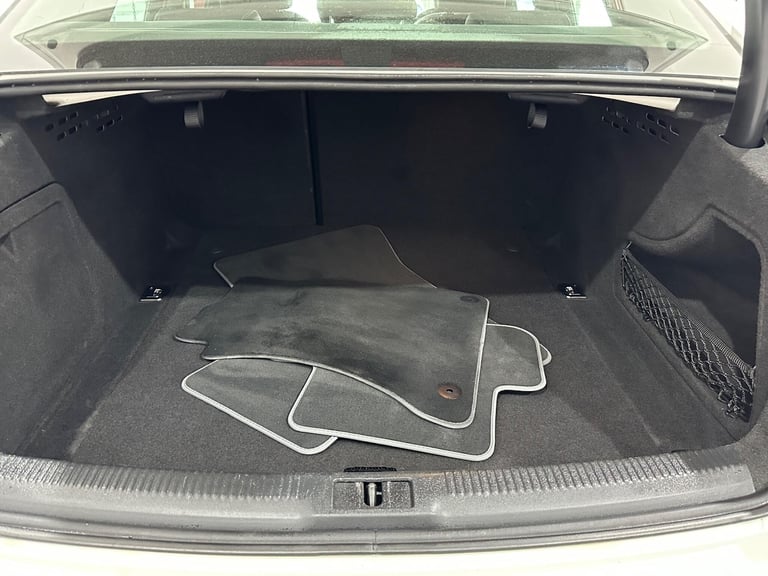 2015 Audi A4 1.8 TFSI S line Euro 6 (s/s) 4dr (Nav) SALOON Petrol Manual