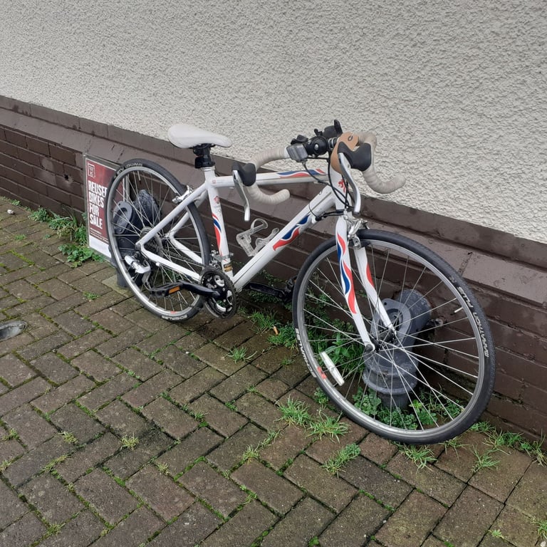 Team gb youths road bike 