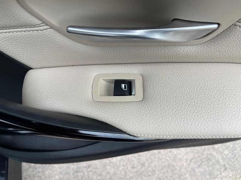 2016 BMW 3 Series 2.0 318d M Sport Auto Euro 6 (s/s) 4dr SALOON Diesel Automatic