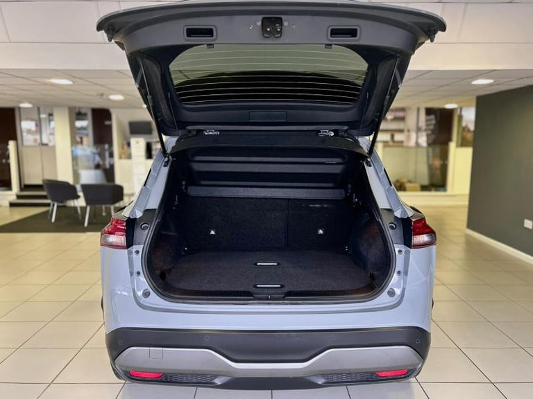 2022 Nissan Qashqai 1.3 DIG-T MHEV N-Connecta SUV 5dr Petrol Hybrid Manual Manual SUV Hybrid Manual