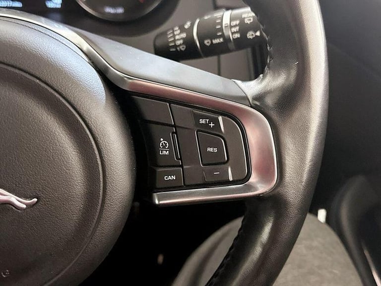 2019 Jaguar E-Pace 2.0 D180 R-Dynamic S AWD Euro 6 (s/s) 5dr Manual SUV Diesel Manual