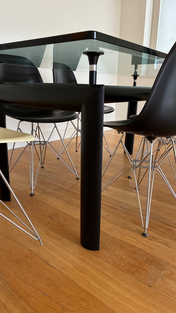 Le Corbusier style LC6 glass top dining table and chairs 