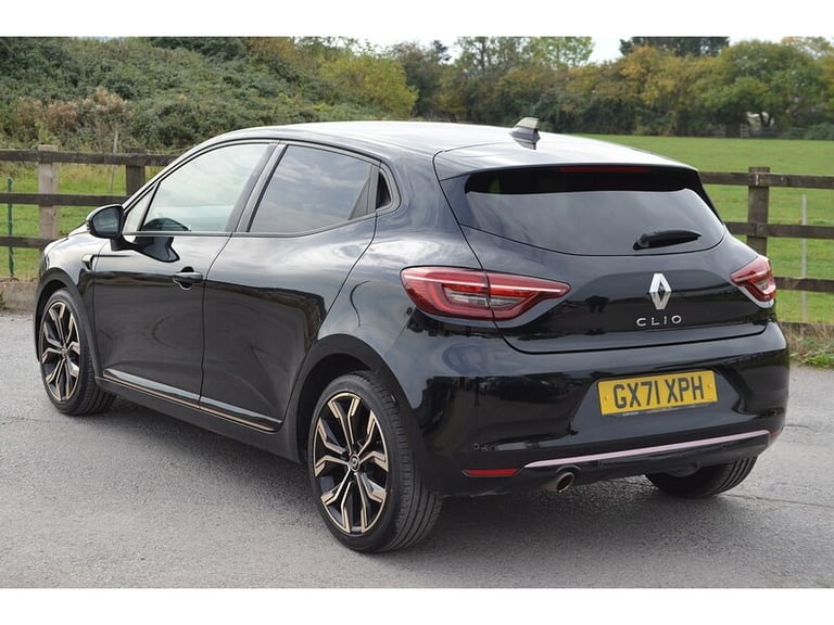 2021 Renault Clio TCe Lutecia Hatchback Petrol Manual