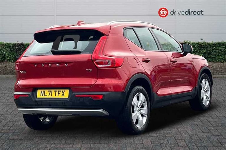2021 Volvo XC40 1.5 T3 Momentum SUV 5dr Petrol Auto Euro 6 (s/s) (163 ps) SUV Petrol Automatic