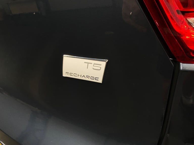 2022 Volvo XC40 1.5h T5 Twin Engine Recharge 10.7kWh Inscription Pro Auto Euro 6 (s/s) 5dr ESTATE...